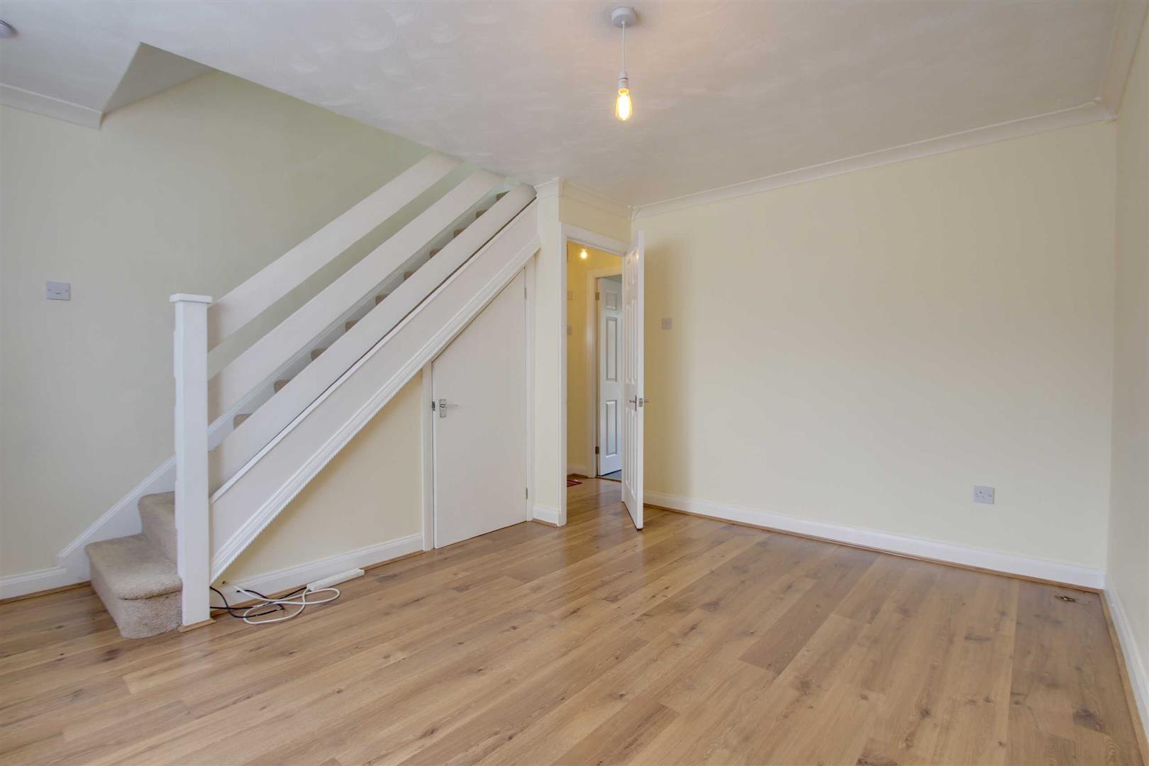 Vyne Crescent, Great Holm, Milton Keynes
